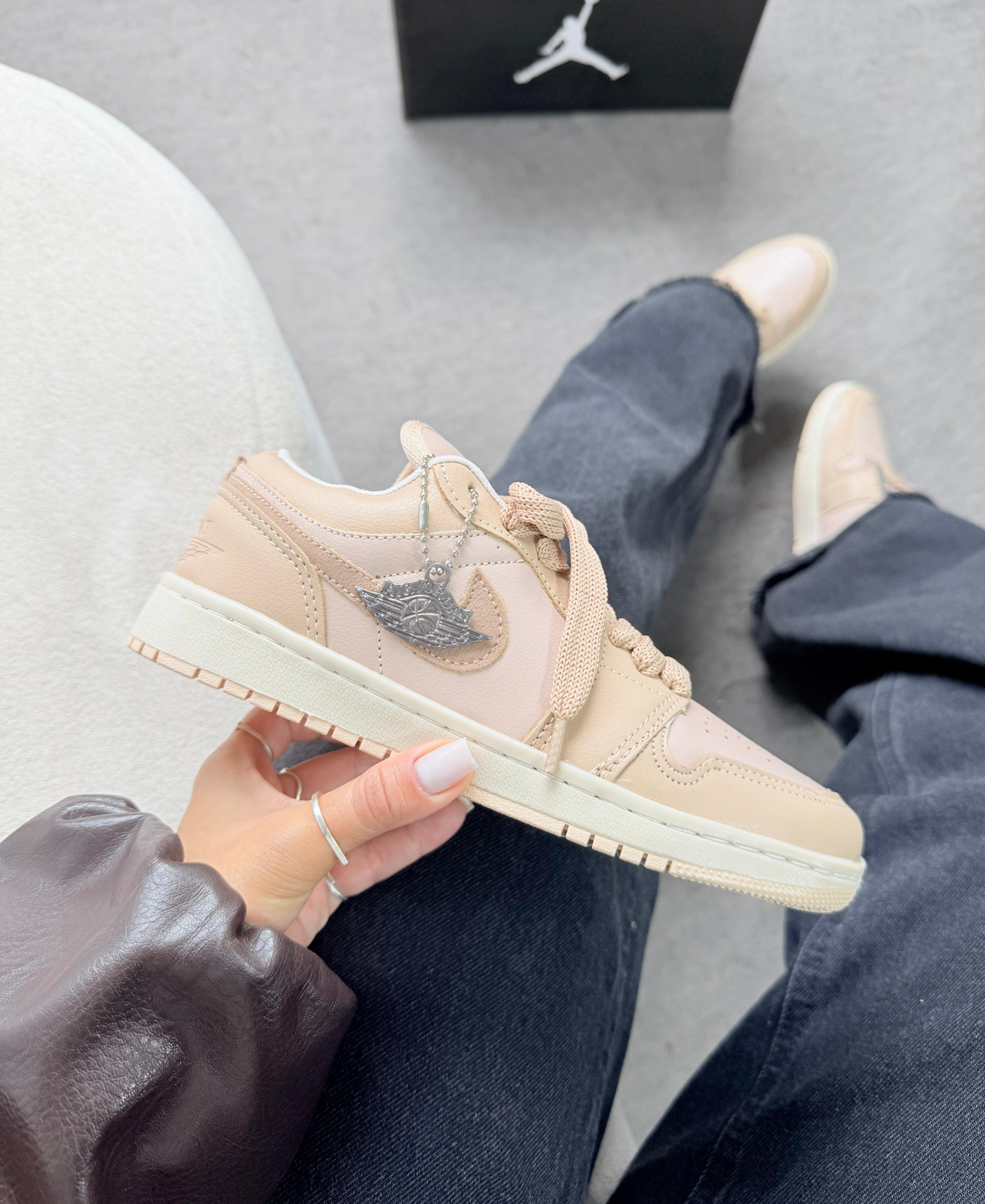 Air Jordan 1 premium