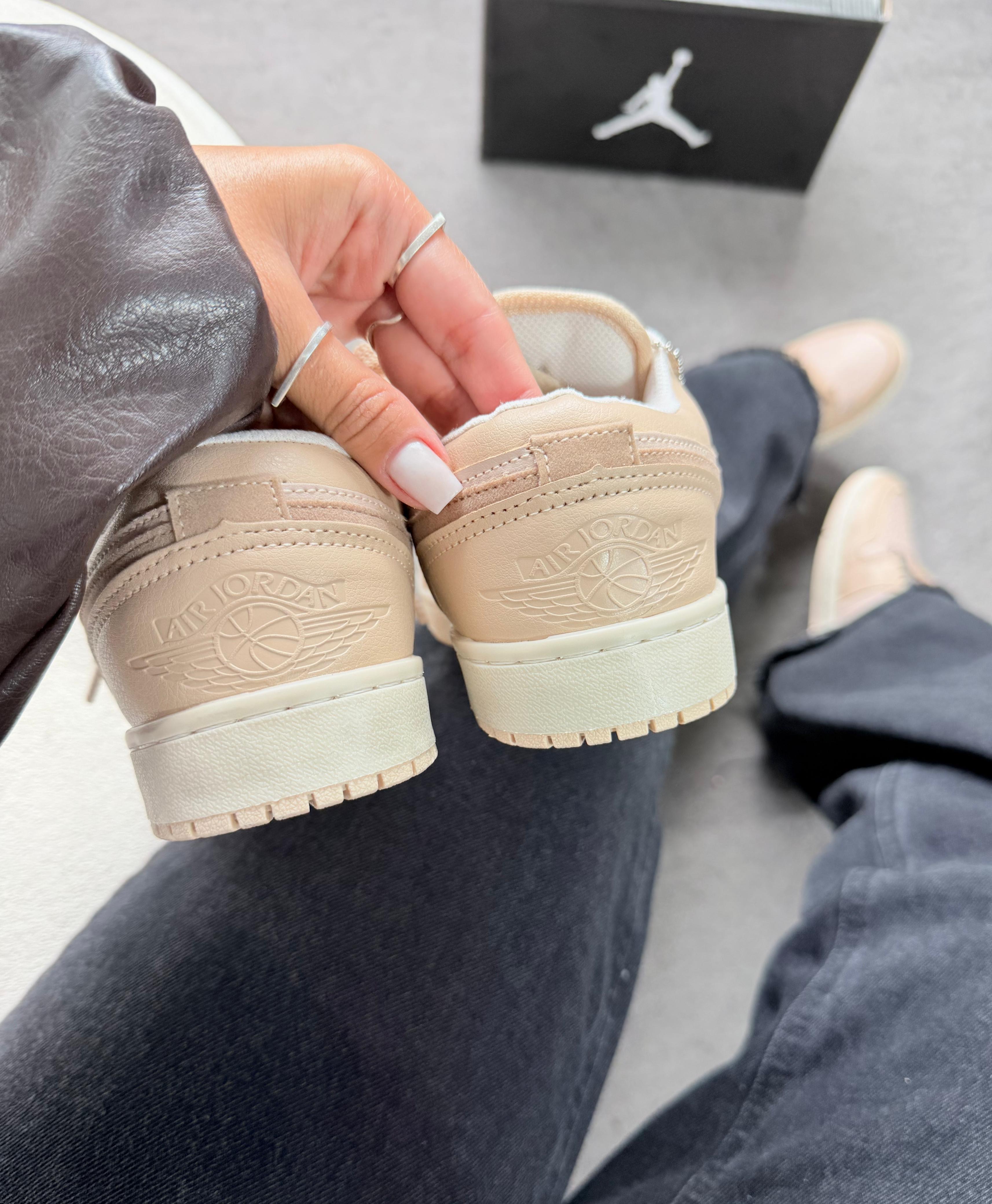 Air Jordan 1 premium