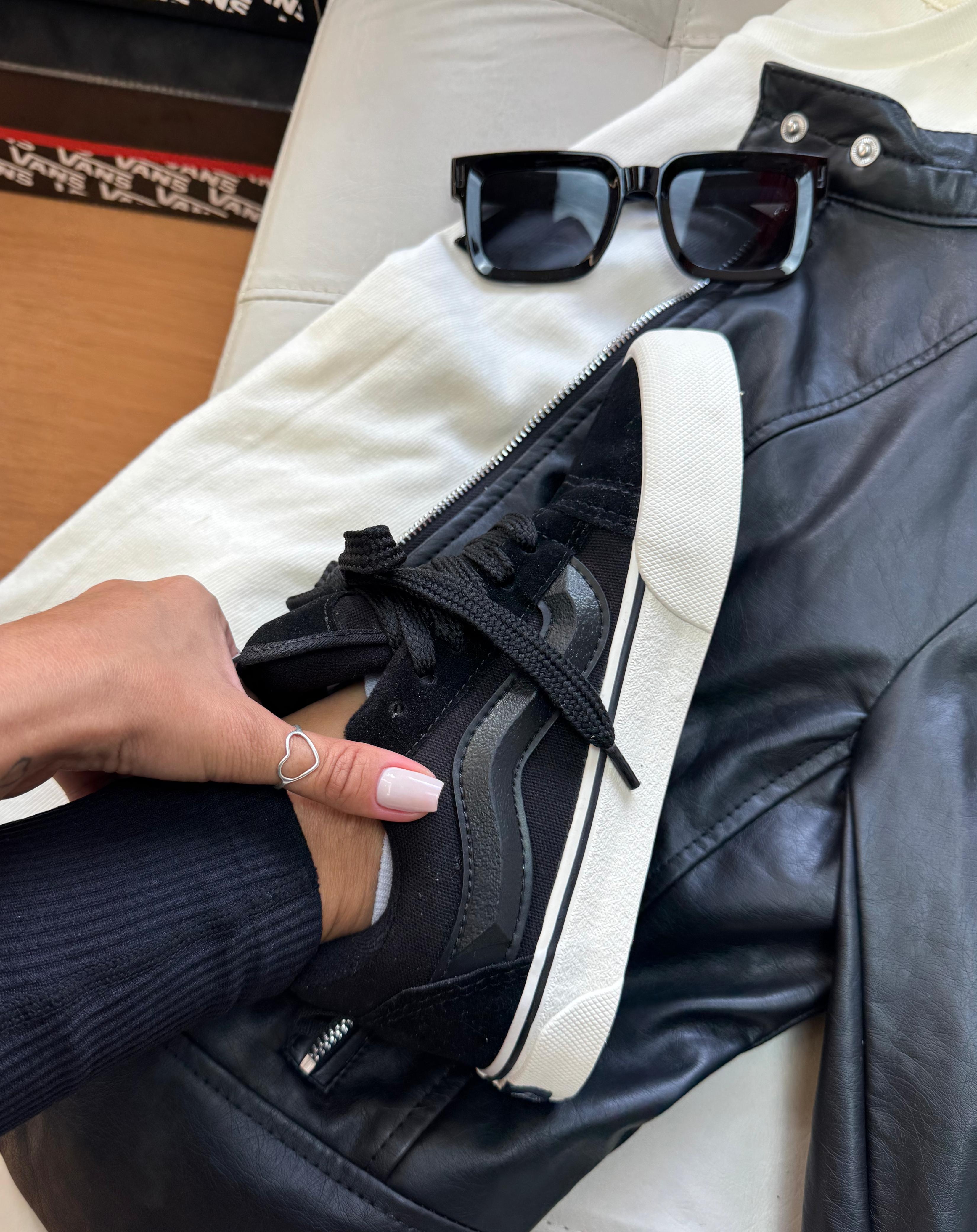 Vans knu
