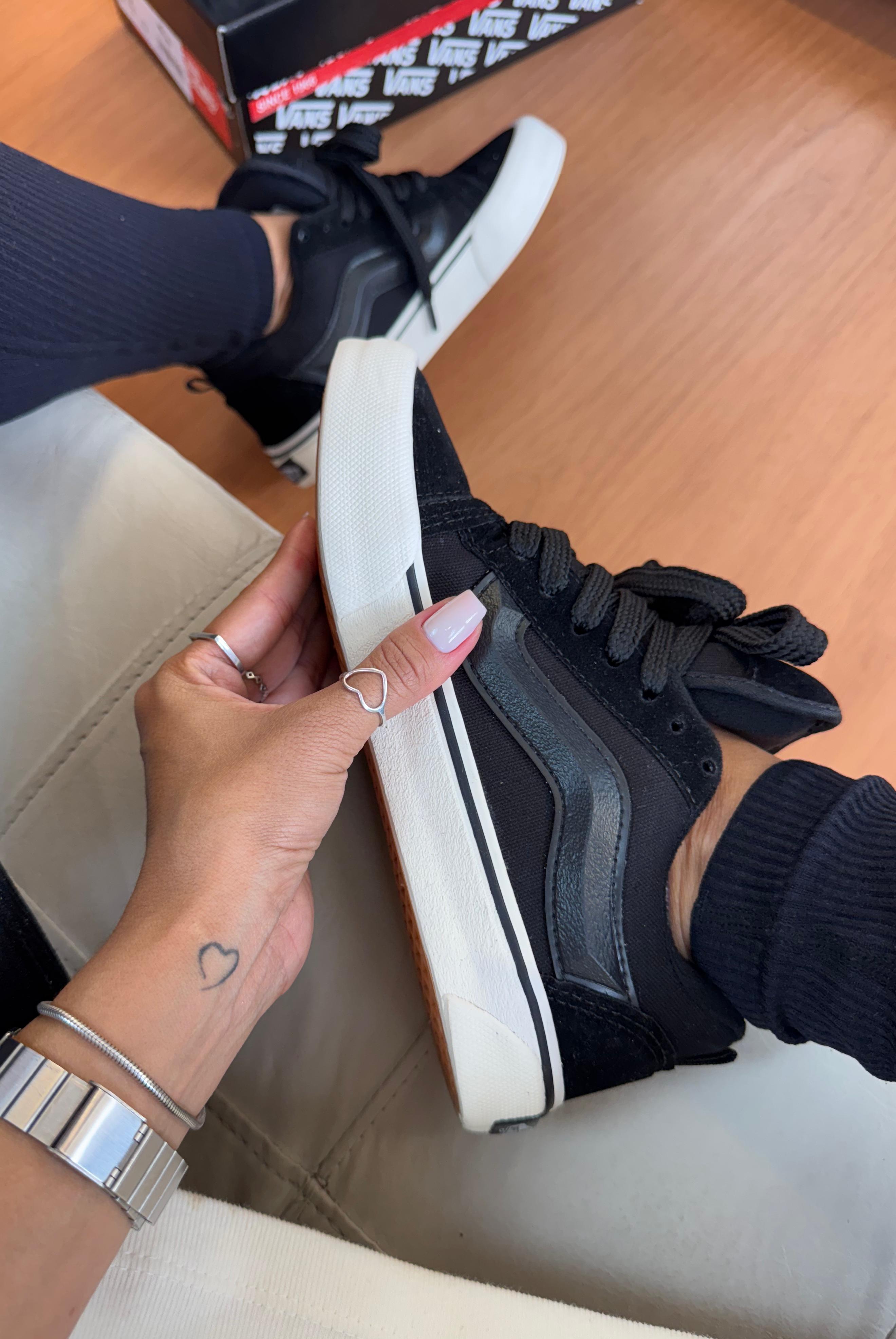 Vans knu