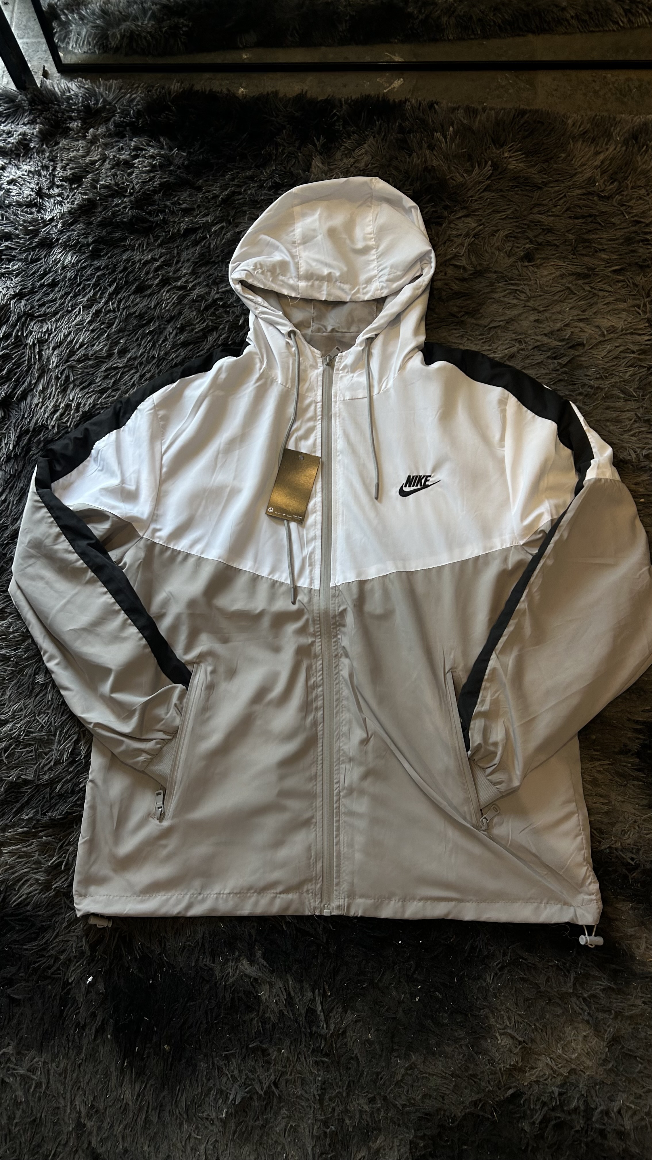 Corta vento Nike