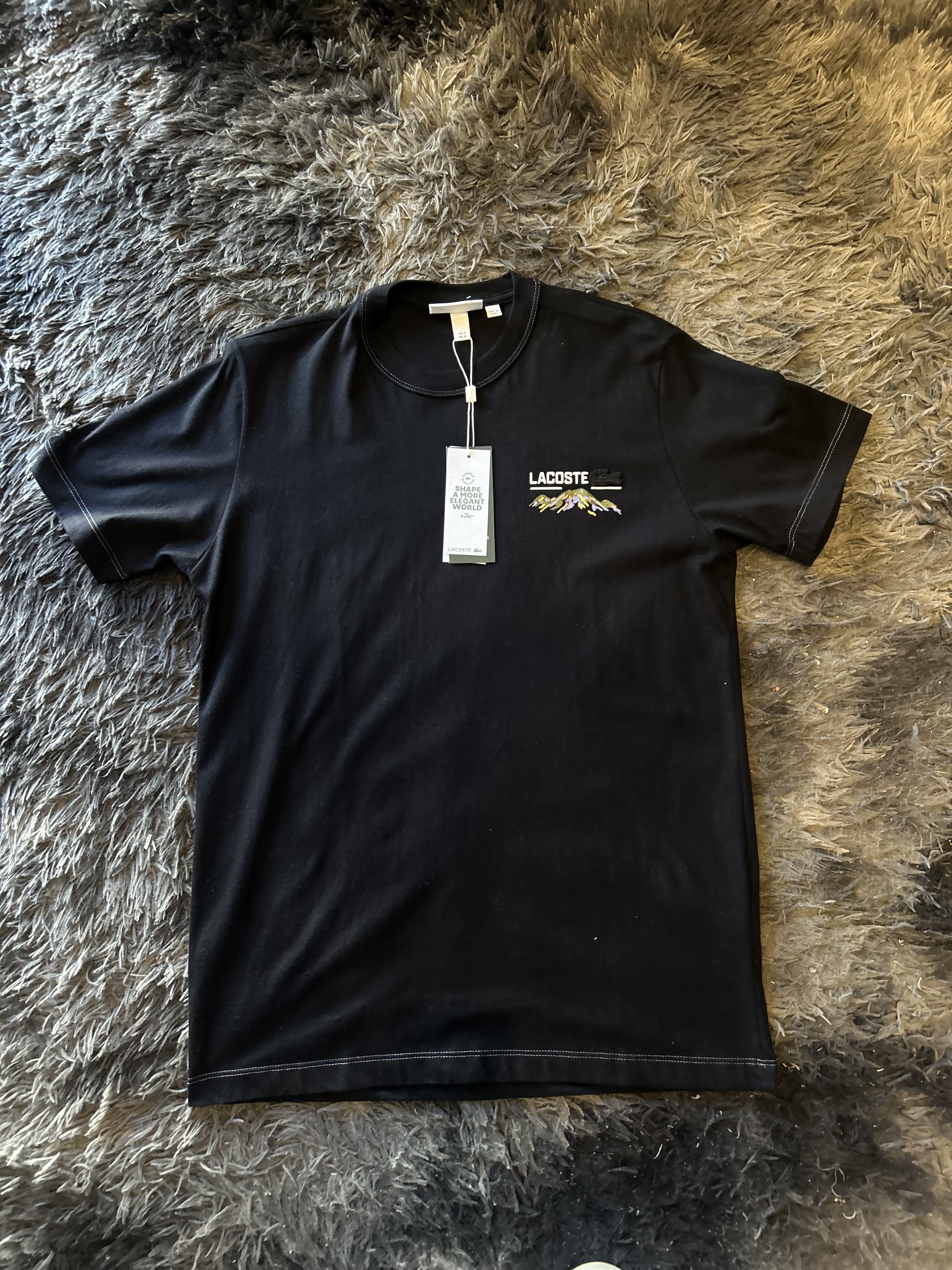 Camiseta Lacoste peruana